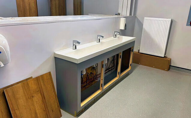 https://plumberbooragoon.com.au/uploads/2025/06/commercial-plumbing-241560.jpg